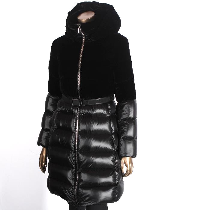 MOORER　ムーレー　シルク混紡ベロア　ダウンコート　ブラック　ECHIDNA RGV　ベルベット　ダウンジャケット　レディース　【E】【新品・未使用・正規品】のサムネイル