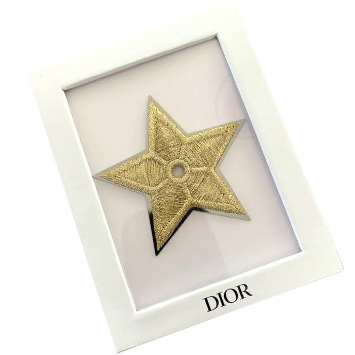 DIOR　ディオール　ピンバッジ　星型　スター 化粧　コスメ　ビューティ　dior-gift-star【新品/未使用/正規品】【売れ筋】2022限定ノベルティ非売品