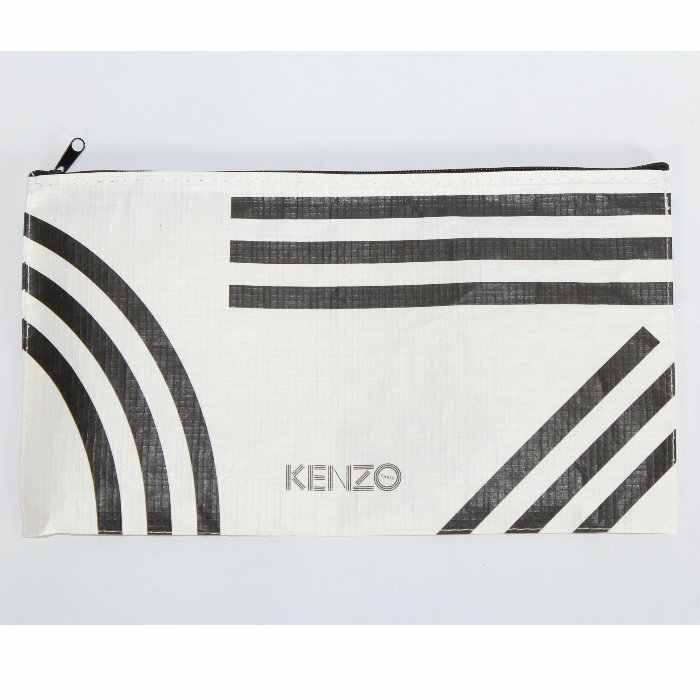 ケンゾー kenzo　ポーチ　クラッチ　