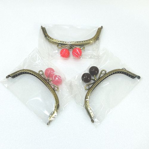 【複数点ご購入でお値引中 】 がま口（あめ玉） 口金 がま口 金古美 縫付 縫い付けタイプ 1個の価格 送..