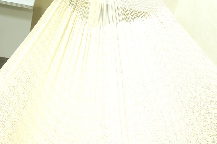 【あす楽対応】キュリアス メキシカン ハンモック ラージサイズ 【省スペース 1-2人用 新築 一晩寝れます 4畳半から快適に使えるので狭小住宅にも最適 リノベやグランピングにも】 取り付け BBQ バーベキュー ナチュラル 金具通販格安セール情報 楽天 通販