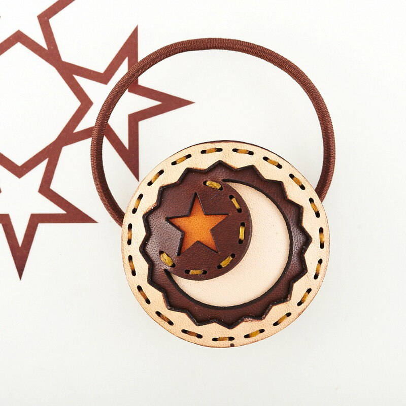 【OJAGA DESIGN オジャガデザイン】 CAPELLA ヘアゴム ヘアバンド ヘアーゴム ヘアーバンド アクセサリー 星 革 牛革 本革 レザー プレゼ...