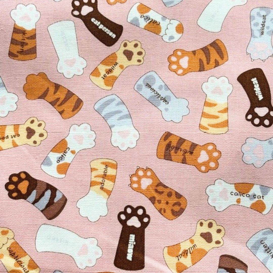 【ハギレ】プリント生地 にゃんこハンド 約54x50cmカット済