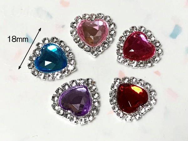 【デコパーツ】18mmハートアクリルラインストーン　キラキラビジュー 1個