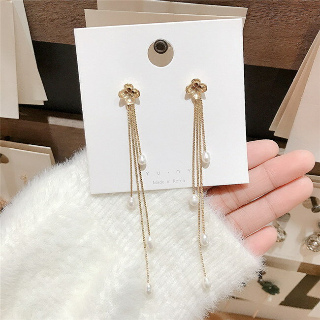 即納　パール ロングチェーンピアス★キュービック　揺れる チェーンピアス ロングピアス 揺れるピアス ★レディース パール シルバー925　アレルギーフリー