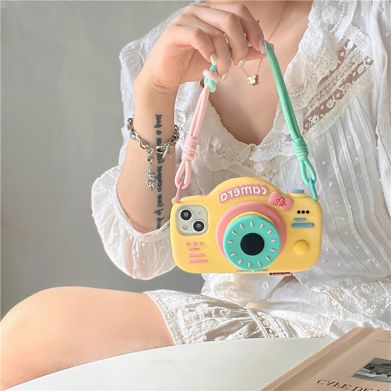 Rakuten - カラフルカラー 元気色 カメラ型 ショートストラップ付き シリコンケース かわいい おしゃれ スマホケース 携帯ケースiphone11 iphone12 iphone13 iphone14 iphone15 iphone16 iphone17 iphoneAir