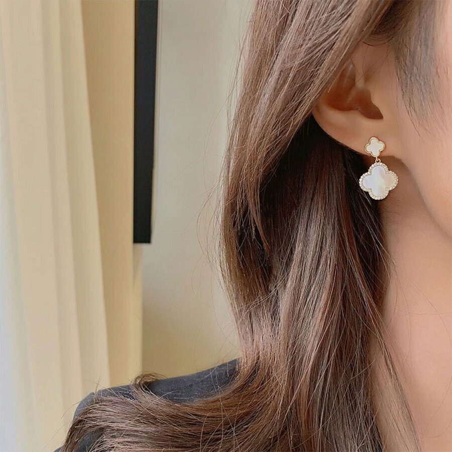 Rakuten - クローバーデザインピアス ゴールド パーティー 二次会 女子会 デート 大人女子 レディース 送料無料 Mimi みみミミ ap323