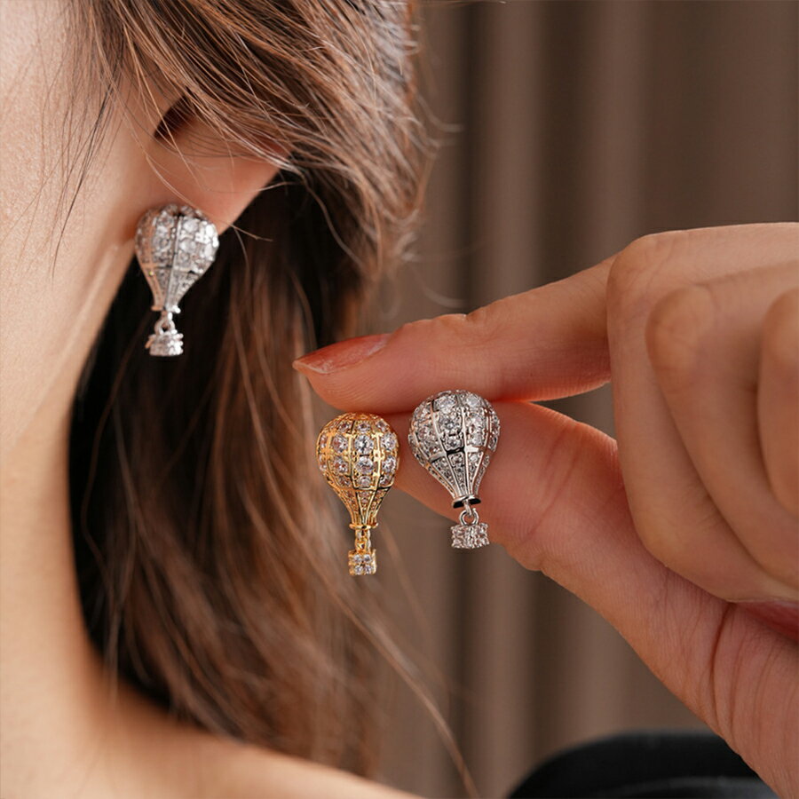 Rakuten - 気球ビジューデザインピアス ゴールド シルバー ビジュー イベント パーティー キラキラ 存在感抜群 レディース 送料無料 Mimi みみミミ ap415