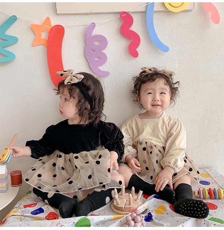 ベビードレス 長袖 セレモニードレス ロンパース チュールワンピース 水玉柄 子供ドレス 赤ちゃん 新生児 1歳 2歳 6ヶ月 ベビー服 フォーマル 結婚式 ワンピース 出産準備 お宮参り 退院 年賀状 写真撮影 百日祝い 誕生祝い ブラック 60 70 80 90cm 3