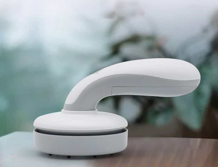 ミニクリーナー ミニ掃除機 USB充電式 ハンディクリーナー 隙間ノズル付き 吸引力 ...