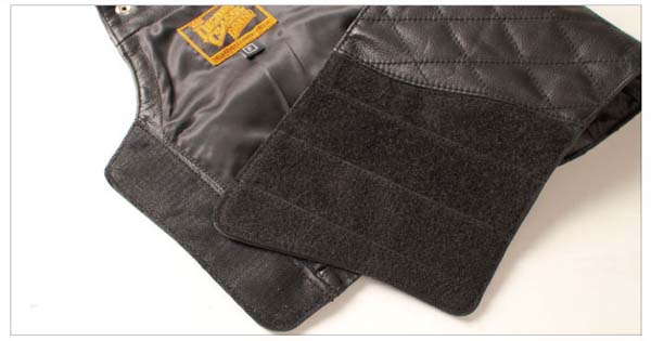 バイク用品専門店サイクルワールドの☆【DEGNER】CH-7 ヒートガード 左足用 HEATGUARD 左太もも用 火傷 エンジン熱 熱対策 防寒 防風 寒さ対策 デグナー 【バイク用品】｜アングル3