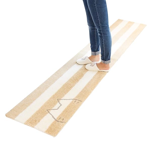 うちねこ キッチンマット 約45×240cm (ホワイト)ブランド色ホワイトモデル4548622986396商品説明【商品概要】サイズ約45cm×240cm(マットの高さ 約15mm)素材:アクリル100%裏面滑り止め加工生産国:中国飛び乗...