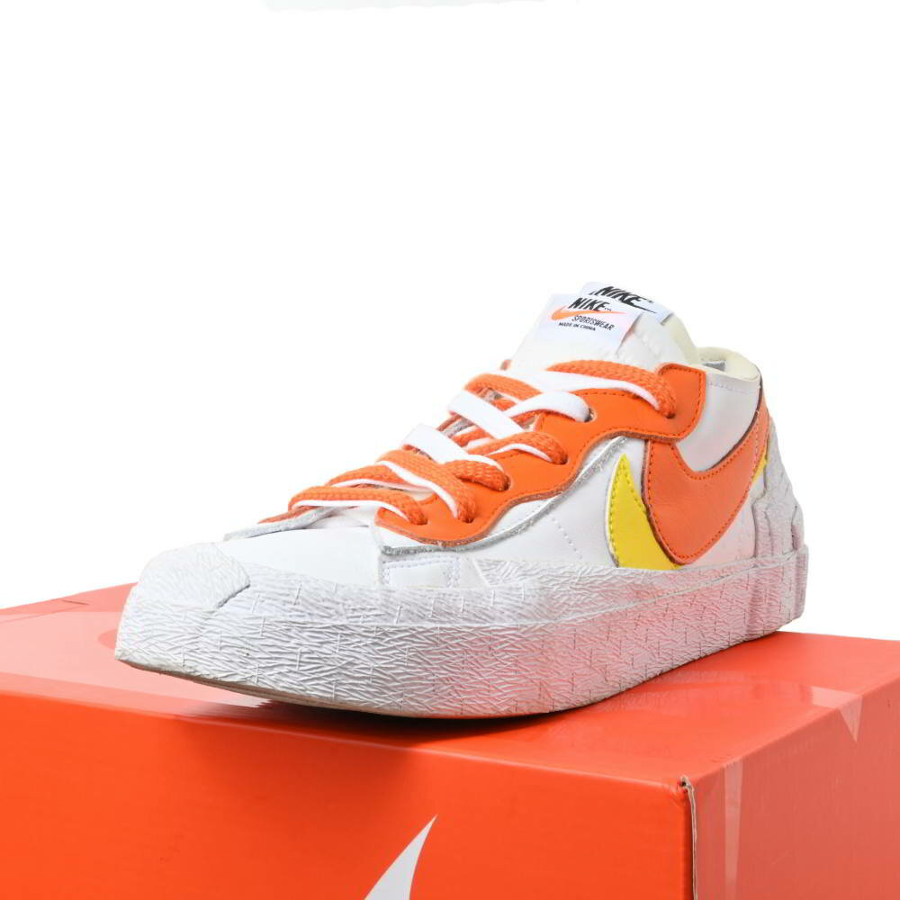 ブランド NIKE 品名 × Sacai BLAZER LOW MAGMA DD1877 100 スニーカー 表記サイズ 9.5 実寸 アウトソール約29.5cm×ワイズ(横幅)約9.5cm×ヒール約2.5cm 素材 ー 商品状態 つま先・カカト周り・履き口・ミッドソール薄汚れあり 型番 DD1877 100 付属品 箱付き コメント 27.5cm 商品番号 KL4BAKBS97 注意事項 ・お使いのPCまたはスマートフォンのモニター色と実際の色が異なることがございます。 ・お客様都合による返品交換は受け付けておりません。あらかじめご了承ください。 ・商品は他モールにて併用販売中となります。時間差にて完売してしまった場合は予めご了承くださいませ。 ・土日は定休日のため、お問い合わせへの回答および配送業務は行っておりません。
