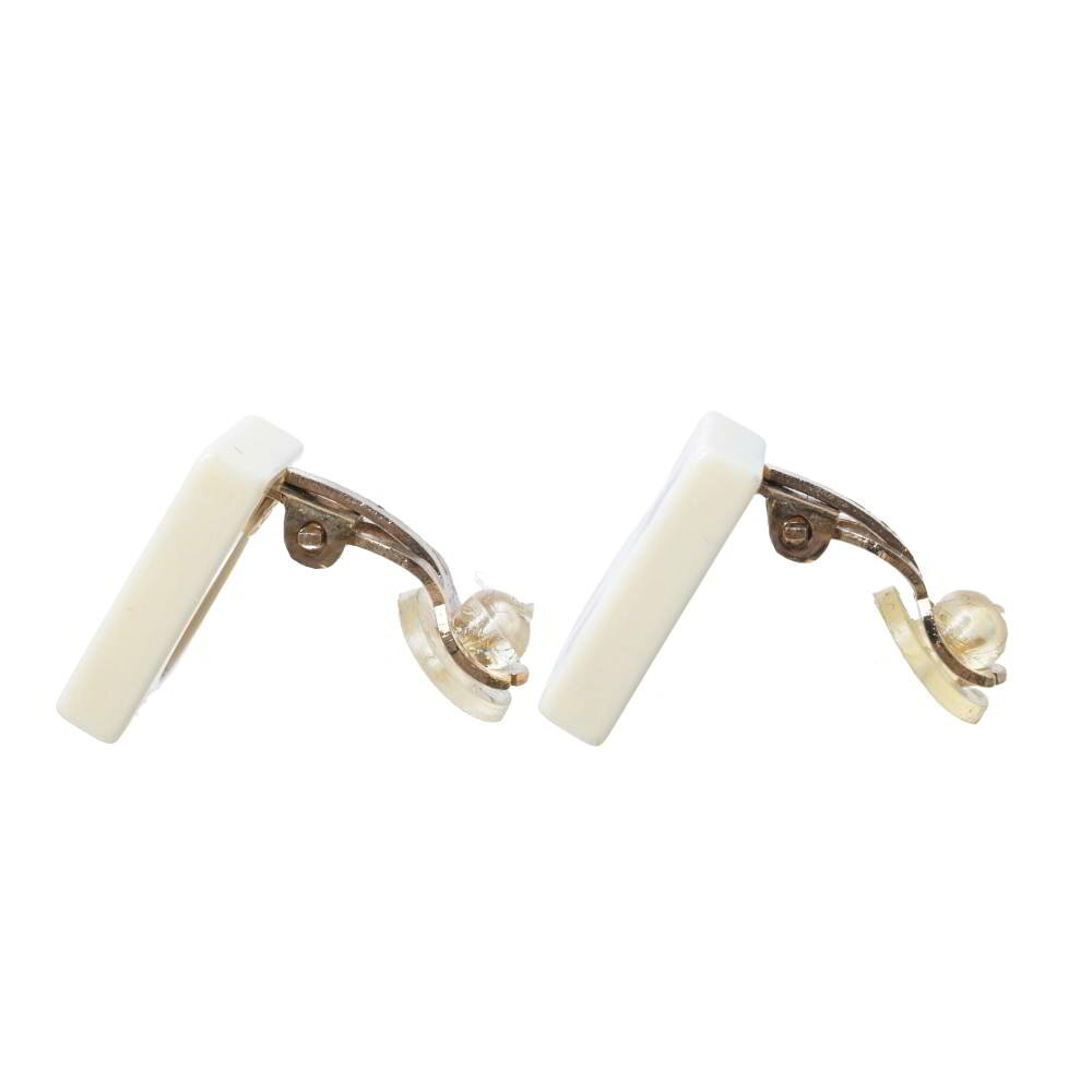 CHANEL 03A スターモチーフ スクエア イヤリング - アイボリー シャネル 【中古】