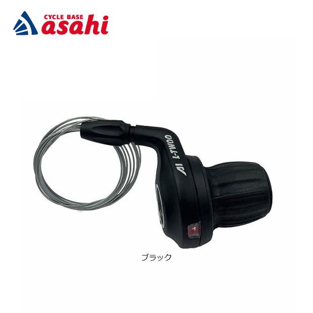 A1 1x6、3x6段 MTBクロスバイクシリーズ。■適用車種MTB（マウンテンバイク）、シティバイク、通勤自転車など一般的な自転車サイズ85mm×80mm×50mm重量98g対応段数6速(リア用)適用車種MTB（マウンテンバイク）シティバイク通勤自転車など一般的な自転車取り付け径ハンドルバー φ22.2 mm（標準 MTB/街乗り仕様）ケーブル付属変速ワイヤー付属、約2100 mmインジケーターギア段表示付き（視覚的な現在ギア表示）レシオ8.40277777777778E-02※仕様変更等でメーカー型番、写真と一部仕様が異なる場合がございます。掲載している商品の在庫については、実際の在庫情報と連動しておりません。ご注文後に仕入先・弊社倉庫に在庫を確認・確保した後、在庫状況・合計金額をメールにてお知らせいたします。選択できないサイズ・カラーは、取扱終了もしくは生産終了です。製品の仕様・価格等につきましては、予告無く変更することがあります。製品の色につきましては、実際とは違って見える場合があります。掲載している重量につきましてはカタログスペックの為、実際の商品とは異なる場合があります。特に軽量モデルに関しては個体差が多く見受けられます。