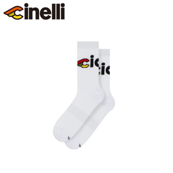 ■商品のお問い合わせに際してのお願い※在庫の有無や納期に関しましてのお問い合わせはお調べいたしましてご返信させていただきます。 ※商品の更なる詳細情報、互換性、サイズ感等々はトラブル回避の為、当店ではお答えすることができませんので直接メーカーもしくは代理店へお問い合わせ頂きますようお願い申し上げます。■ご注文に際してのご注意 ※当店の在庫の有無は実際の在庫状況と連動しておりません。 ご注文が確定しましても在庫切れの場合がございます。 ※ご注文確定後、当店の在庫とメーカーの在庫を確認して当店に在庫のない商品につきましては発注いたしますのでお時間がかかる場合がございます。 ※在庫のない商品につきましては追ってキャンセルメールをお送りいたします。 お客様のご都合により返品・及びサイズ交換などは一切出来かねますので予めご了承下さい。 ■自転車の配送について、必ずご一読下さい※在庫の有無や納期に関しましてのお問い合わせはお調べいたしましてご返信させていただきます。※お届け後、外したパーツなど一部分は、お客様で組み立てが必要となります。※配送前に商品チェックしておりますが、製造・組立・配送の行程で小傷やスレ等がつく場合がございます。 通信販売の特性上、実車をご確認頂けませんので、細かい傷などは返品対象外とさせて頂きます。細かい傷が気になる方はご購入ご遠慮願います。※組み立てに自信がないなどご心配があるようでしたら、出来るだけアドバイスはさせて頂きますが、工具がなかったりどうしても組立出来ないお客様はお近くの販売店にて組立て貰って下さい。また、その際の作業工賃はお客様負担でお願い致します。■防犯登録について※防犯登録につきましては、お近くの防犯登録取扱店にてご登録をお願いします。100%イタリア製 高性能快適生地 袖口の長さ13cm チャオ！ あらゆる季節のトレーニングやレース向けにデザインされたソックス。革新的なテクノロジー繊維を採用。通気性、耐久性、軽量性、柔らかさ、抗菌性を備え、快適な履き心地です。 ポリアミド95%、ゴム3%、エラスタン2%