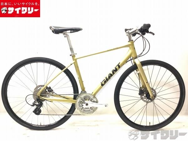 製品情報カテゴリ完成車 ロードバイク ロードバイク メーカージャイアント年式2020色マッドイエロー状態ランクD(年式相応のキズあり)送料サイズ大型サイズメーカーサイズ：Sトップチューブ長：545シートチューブ長：465ヘッドチューブ長：145クランク長：170ステム長：80ハンドル幅：570パーツフレーム材質：アルミフォーク材質：アルミホイール：ボントレガー TLRタイヤ：700x30cシフター：シマノ SL-M315 /3x8sフロントディレイラー：シマノ FD-TY710リアディレイラー：シマノ RD-M310クランク：パワーホイール/28-38-48Tスプロケット：シマノHG41-8/11-32Tブレーキ：シマノ BL/BR-MT200ステム：純正ハンドル：純正シートポスト：純正サドル：セライタリア NIXE状態コメント中古品でございます。日焼けによるフレーム他各種パーツの色あせが目立ちます。フォークに傷、色あせ、シートチューブが広範囲にスレによる色落ちがございます。レバーの日焼け、シートにはスレがございます。※ワイヤー類は交換済み。※配送の場合、ハンドル、サドル、前輪を外して梱包いたします。その他参考価格：68、200円GIANT