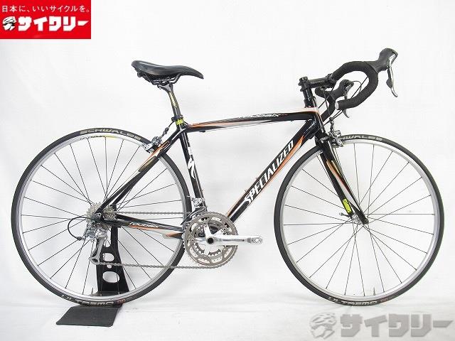 製品情報カテゴリ完成車 ロードバイク ロードバイク メーカースペシャライズド年式2008色ブラック状態ランクD(年式相応のキズあり)送料サイズ大型サイズメーカーサイズ：Sトップチューブ長：537(ホリゾンタル換算値)シートチューブ長：520ヘッドチューブ長：144クランク長：170ステム長：100ハンドル幅：400※シートチューブ長は表記サイズになります。BB中心〜先端までの長さ485となっております。パーツフレーム材質：カーボンフォーク材質：カーボンホイール：マビック OPEN SPORT 622x15タイヤ：シュワルベ ULTREMO 700cシフター：シマノ ST-5600 105 3x10sフロントディレイラー：シマノ FD-5603 105リアディレイラー：シマノ RD-5600 105クランク：FSA GOSSAMGRスプロケット：シマノ CS-HG500 12-28tブレーキ：シマノ BR-6600 ULTEGRAステム：Oval Conceptsハンドル：不明シートポスト：不明サドル：セラSMP EXTRA状態コメントドライブトレインに使用に伴う、キズ・汚れがございます。ブレーキが右→後ろ、左→前となっております。タイヤにヒビ割れがございます。使用できておりますがBBとクランクの互換性がございませんので、交換が必要になります。※ペダルは付属致しません。※ブレーキ・変速調整済み。※発送時は7部組程度までばらした上梱包いたします。その他【参考価格】283.000円【SPECIALIZED】