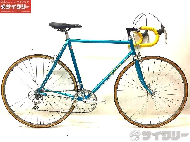 製品情報カテゴリ完成車 ロードバイク ロードバイク メーカーズノウ年式1980年代色BLUE状態ランクV(ビンテージ)送料サイズ大型サイズトップチューブ長：540mmシートチューブ長：550mmヘッドチューブ長：145mmクランク長：170mmステム長：80mmハンドル幅：390mmパーツフレーム材質：クロモリフォーク材質：クロモリホイール：MAVIC GP4 SUNTOUR SUPERBE PRO　ハブタイヤ：ビットリア 21-28シフター：SUNTOUR Wレバー フロントディレイラー：SUNTOUR SCYCLONEリアディレイラー：SUNTOUR SCYCLONEクランク：SUNTOUR SCYCLONEスプロケット：SUNTOURブレーキ：SUNTOUR SUPERBE ステム：NITTOハンドル：NITTO MOD55シートポスト：サカエサドル：GORIX状態コメント中古商品です。使用感傷等見受けられます。ところどころタッチアップ跡補修がございます。ロゴにもタッチアップ痕あります。リアブレーキシューのタイヤガイドが片側欠損しております。リアディレイラーの文字が消えておりシールで補修されております。各所クリーニング済み。変速ブレーキ調整済みペダルは付属しておりません。その他ZUNOW