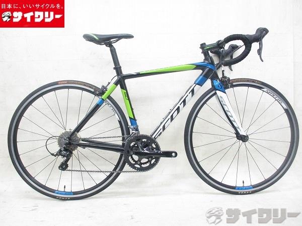 製品情報カテゴリ完成車 ロードバイク ロードバイク メーカースコット年式2015色ブラック/ブルー/グリーン状態ランクD(年式相応のキズあり)送料サイズ大型サイズメーカーサイズ：XSトップチューブ長：520mm（水平換算）シートチューブ長：490mmヘッドチューブ長：120mmクランク長：170mmステム長：90mmハンドル幅：400mm（c-c）パーツフレーム材質：アルミフォーク材質：アルミホイール：シンクロス RACE 27 622x17c タイヤ：ケンダ KRITERIUM 700x23cシフター：シマノ ST-2400 Claris 2x8sフロントディレイラー：シマノ FD-2400 Claris 2sリアディレイラー：シマノ RD-3500 SORAクランク：シマノ FC-2450 Claris 170mm 50-34Tスプロケット：シマノ 8sブレーキ：テクトロステム：シンクロス RR2.0ハンドル：シンクロス RR2.0シートポスト：シンクロス RR2.5サドル：シンクロス状態コメントブレーキにサビがございます。シフターに擦り傷がございます。フロントフォークにテープ跡が生じております。使用に伴う小傷、スレ等ございます。ホイールステッカーに剥がれ箇所がございます。タイヤは前後ひび割れが見受けられますので、お早目の交換を推奨します。※ペダルは付属しません。※変速、ブレーキ調整済みです。その他【参考価格】105、840円SCOTT