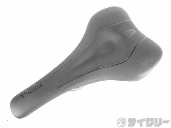 サドル エスキューラブ サドル 612R　Ergowave R　ブラック　カーボンレール - 中古