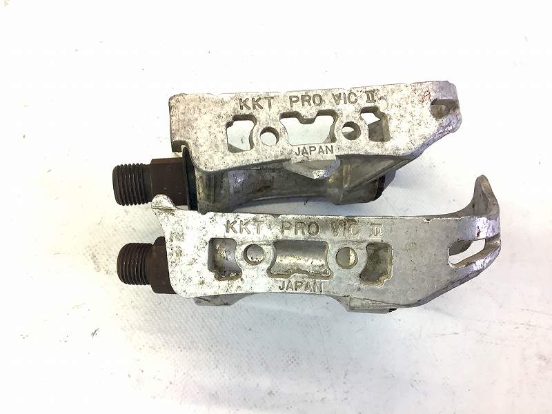 ペダル フラットペダル KKT フラットペダル PRO VIC II ※錆 - 中古