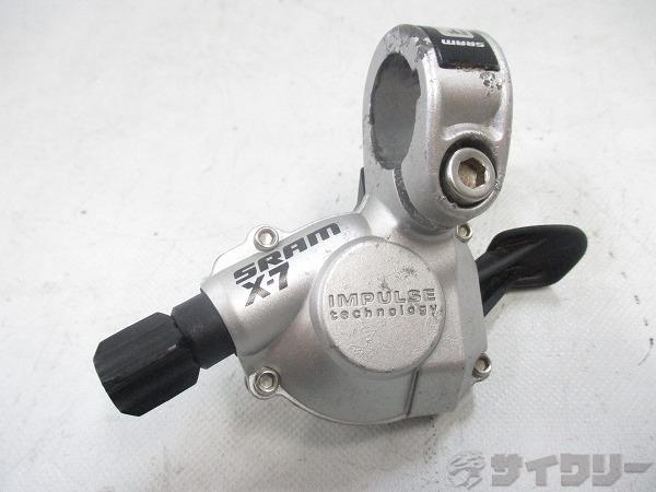製品情報カテゴリドライブトレイン シフター ラピッドファイヤータイプ メーカースラム年式-色状態ランクD(年式相応のキズあり)送料サイズ小型サイズクランプ径：22.2mmパーツ対応段数：3s状態コメント中古商品です。使用に伴う傷、使用感がございます。その他