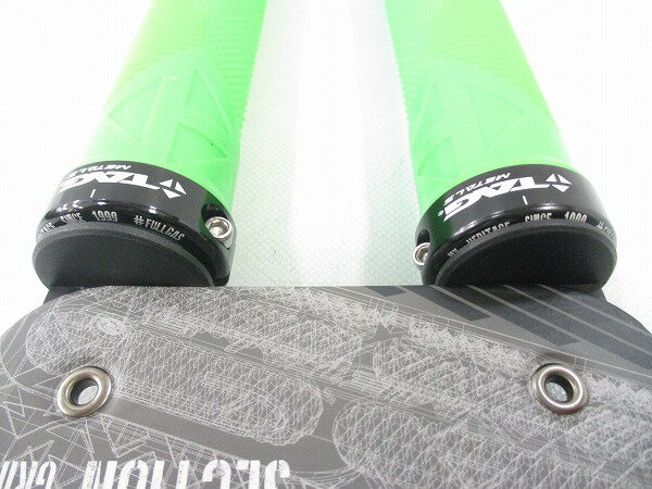 バーグリップ 本体 タグメタル グリップ section Grip グリーン 新品