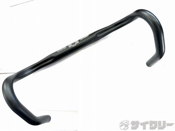 製品情報カテゴリハンドル関連 ハンドル ドロップ メーカーフェルト年式-色状態ランクD(年式相応のキズあり)送料サイズ小型サイズハンドル幅：約400mm（エンドC-C実測）クランプ径：31.8mmパーツ色：ブラック状態コメント中古商品でございます。使用感、傷、汚れがございます。取付傷、削れがみられます。写真掲載品で全てになります。その他