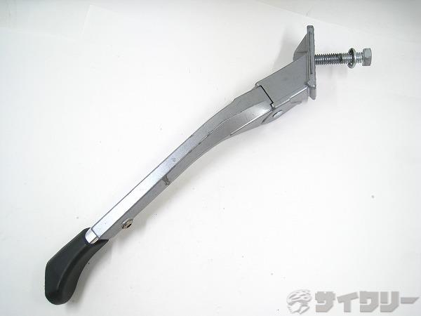 製品情報カテゴリ用品類 スタンド キック・センタースタンド メーカー不明年式-色状態ランクD(年式相応のキズあり)送料サイズ小型サイズ対応ホイールサイズ：アジャスタブルパーツ取付方法：センタースタンド台座色：シルバー状態コメント中古商品です。傷、汚れがございます。画像の商品で全てです。その他