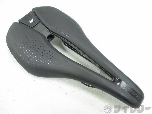 楽天市場】ジャイアン サドル（自転車・サイクリング｜スポーツ