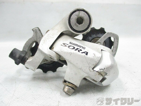 製品情報カテゴリドライブトレイン リアディレイラー メーカースラム年式-色状態ランクE(目立つキズあり)送料サイズ小型サイズパーツ対応段数：9s状態コメント中古商品です。使用に伴う傷、使用感が強いです。その他