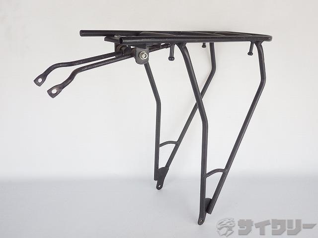 製品情報カテゴリ用品類 キャリア メーカー不明年式-色状態ランクD(年式相応のキズあり)送料サイズ小型サイズサイズ：700c※フレーム形状によっては取り付けができませんのご注意下さいませ。パーツ取付方法：ダボ穴色：ブラック状態コメント中古商品でございます。使用に伴う、キズ・汚れ・サビがございます。画像に写っている物が全てになります。その他
