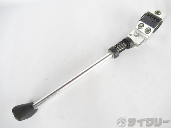 製品情報カテゴリ用品類 スタンド キック・センタースタンド メーカーヌーボ年式-色状態ランクC(少々キズあり)送料サイズ小型サイズ対応ホイールサイズ：20インチパーツ取付方法：ステーに装着※フレーム形状によっては装着出来ませんので、ご注意くださいませ。色：シルバー状態コメント中古商品でございます。使用に伴う傷や擦れがございます。画像に写っているもので全てでございます。その他【NUVO】