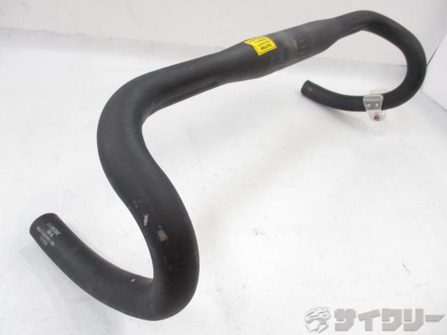 製品情報カテゴリハンドル関連 ハンドル ドロップ メーカー不明年式-色状態ランクC(少々キズあり)送料サイズ小型サイズパーツクランプ径：31.8ハンドル幅：420（C-C）状態コメント中古商品です。すれ、レバークランプ痕（ささくれ注意）、使用感がございます。その他