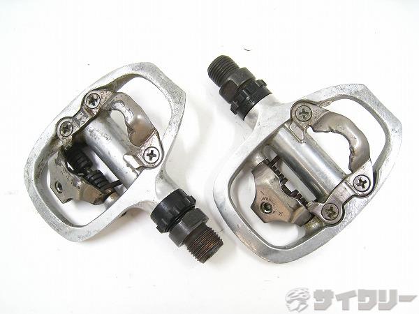 製品情報カテゴリペダル関連 ペダル ビンディングペダル メーカーシマノ年式-色状態ランクD(年式相応のキズあり)送料サイズ小型サイズパーツ色：シルバークリート規格：SPD状態コメント中古商品です。傷、汚れ、サビがございます。その他
