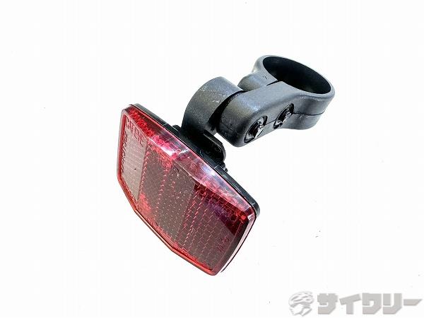 製品情報カテゴリ用品類 ライト リフレクター メーカーキャットアイ年式-色状態ランクC(少々キズあり)送料サイズ小型サイズパーツ状態コメント中古商品でございます。傷、汚れがございます。写真掲載品で全てになります。その他
