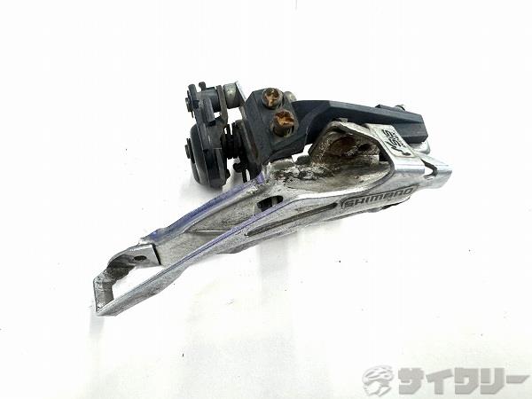 製品情報カテゴリドライブトレイン フロントディレイラー メーカーシマノ年式-色状態ランクD(年式相応のキズあり)送料サイズ小型サイズクランプ径：34.9mmパーツ対応段数：3s状態コメント中古商品でございます。使用感、傷、汚れがございます。全体的に削れ、錆がみられます。バンドにテープ跡がございます。写真掲載品で全てになります。その他