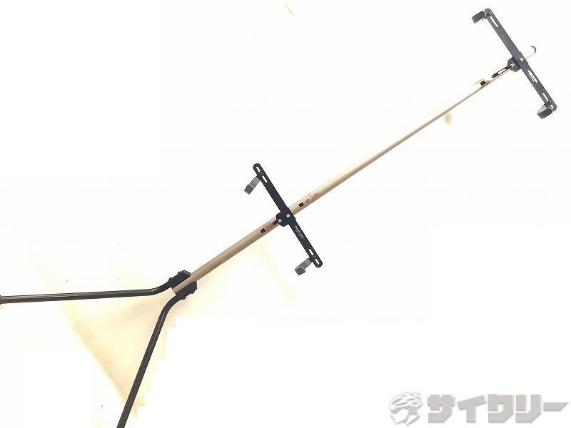 製品情報カテゴリ用品類 スタンド 展示用・メンテナンス用 メーカーミノウラ年式-色状態ランクD(年式相応のキズあり)送料サイズ中型サイズパーツ2台用状態コメント中古品になります。使用に伴う傷ございます。※発送の場合は分割しての発送となります。その他MINOURA参考価格\20、900