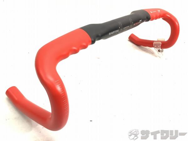 製品情報カテゴリハンドル関連 ハンドル ドロップ メーカーイーストン年式-色状態ランクA(未使用品)送料サイズ小型サイズハンドル幅：440mm（C-C)クランプ径：31.8mmパーツ色：レッド状態コメント未使用品です。保管状態により、若干の擦れなどございます。その他参考価格：31、900円EASTON