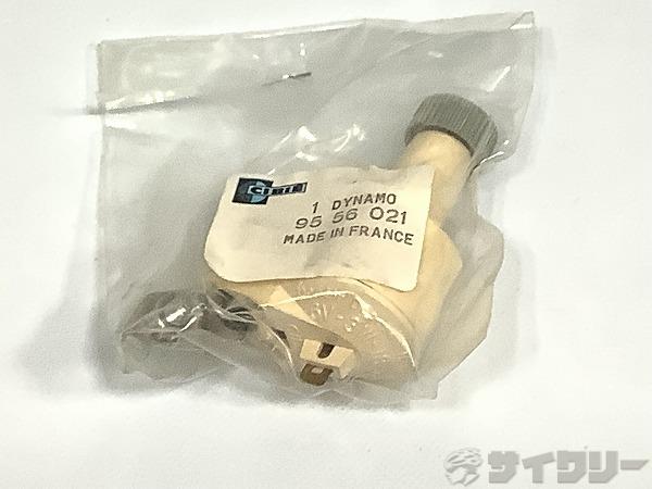 製品情報カテゴリ用品類 ライト その他 メーカーシビエ年式-色状態ランクB(ほぼ無傷)送料サイズ小型サイズパーツ色：ホワイト状態コメント未使用品でございます。動作未確認となります。その他CIBIE