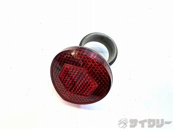 製品情報カテゴリ用品類 ライト リフレクター メーカーキャットアイ年式-色状態ランクC(少々キズあり)送料サイズ小型サイズパーツ状態コメント中古商品でございます。傷、汚れがございます。写真掲載品で全てになります。その他