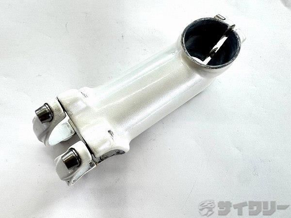 製品情報カテゴリハンドル関連 ステム アヘッド メーカー不明年式-色状態ランクD(年式相応のキズあり)送料サイズ小型サイズステム長：90mmクランプ径：31.8mmコラム径：28.6mm角度：7°/83°パーツ色：ホワイト状態コメント中古商品でございます。使用感、傷、汚れがございます。取付傷、色褪せがみられます。黒ずみ、塗装はがれがみられます。写真掲載品で全てになります。その他