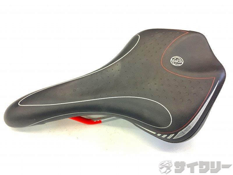 製品情報カテゴリサドル関連 サドル メーカーボントレガー年式-色状態ランクD(年式相応のキズあり)送料サイズ小型サイズパーツレール材質：CR-MO色：BLK状態コメント中古商品です。後部に破れありその他BONTRAGER