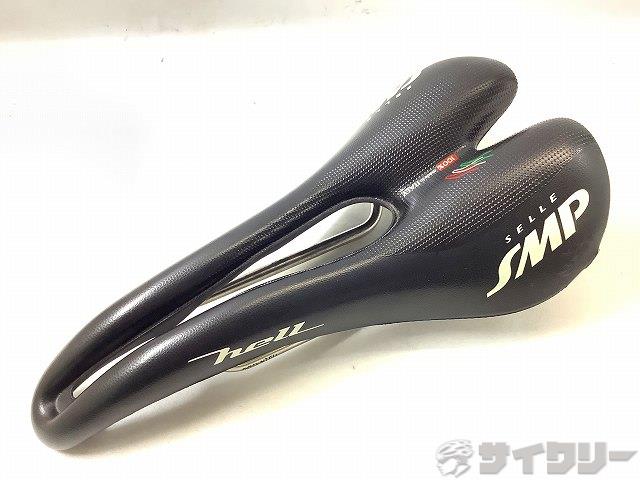 製品情報カテゴリサドル関連 サドル メーカーセラSMP年式-色状態ランクC(少々キズあり)送料サイズ小型サイズパーツレール材質：AISI304ステンレス鋼色：BLK状態コメント中古商品です。使用感傷がございます。その他参考価格\16、500