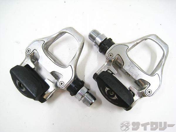 製品情報カテゴリペダル関連 ペダル ビンディングペダル メーカーシマノ年式-色状態ランクD(年式相応のキズあり)送料サイズ小型サイズパーツクリート規格：SPD-SL色：シルバー状態コメント中古商品です。傷、、汚れがございます。削れがございます。その他【SHIMANO】