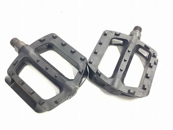 ペダル フラットペダル ウェルゴ フラットペダル ブラック - 中古