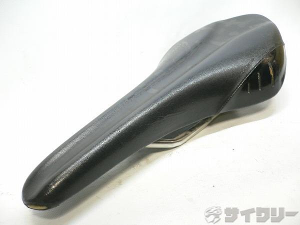 サドル フィジーク サドル ARIONE VS Kiumレール - 中古