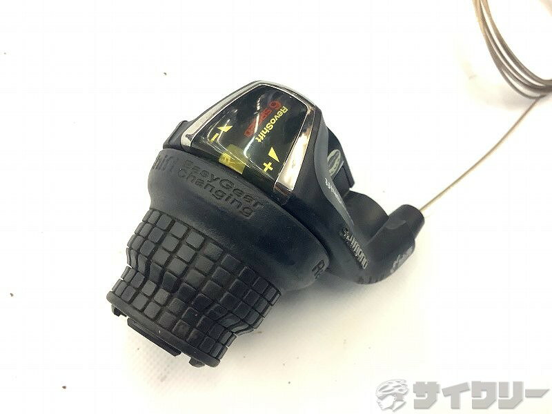 製品情報カテゴリドライブトレイン シフター グリップシフター メーカーシマノ年式-色状態ランクC(少々キズあり)送料サイズ小型サイズクランプ径：22.2mmパーツ対応段数：6s状態コメント中古商品です。使用感傷ございます。取付ボルト欠損しております。その他SHIMANO