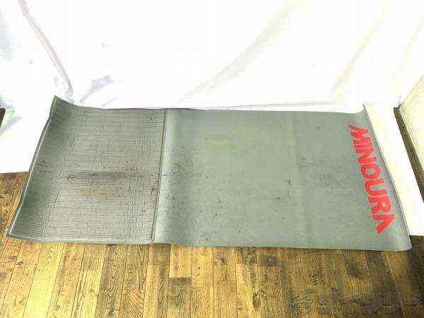 製品情報カテゴリ用品類 トレーナー/ローラー台 トレーナー/ローラー台オプション メーカーミノウラ年式-色状態ランクD(年式相応のキズあり)送料サイズ中型サイズパーツ状態コメント中古商品でございます。使用に伴う傷、汚れ、使用感がございます。...